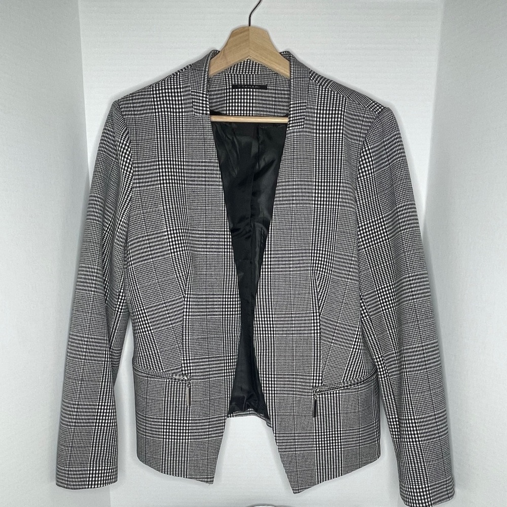 T Tahari Black & White Plaid Blazer Jacket - Size 12